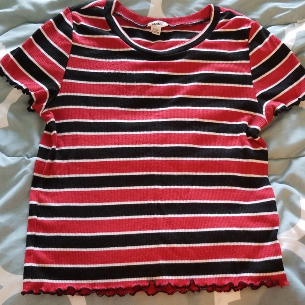 Tshirt tee medium red blk